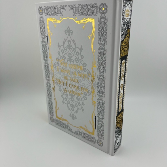 SIGNED LitHaven Boutique: King of Battle and Blood by Scarlett St.Clair - Picture 4 of 8